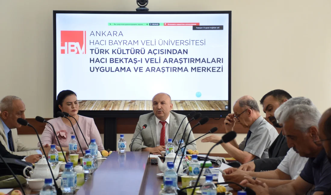 Taşkent’te gerçekleştirilen panelde, Ahmed Yesevi’nin Türk dünyasındaki yeri ve etkileri