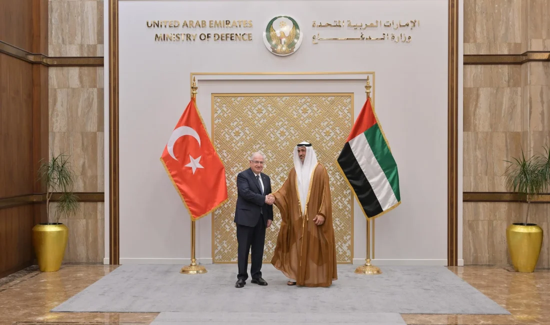 Milli Savunma Bakanı Güler, Abu Dabi’de BAE’li mevkidaşı Al Mazrouei