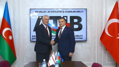 Bakan Amcaoğlu, Azerbaycan'daki temaslarında KKTC'nin yatırım ve turizm hedeflerini anlatarak