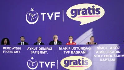  Türkiye Voleybol Federasyonu, Gratis ile yapılan sponsorluk anlaşmasıyla iş