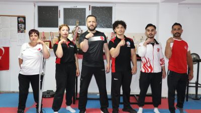 Türkiye’yi Bulgaristan’da temsil edecek 5 bilek güreşçi, “5’te 5” yaparak