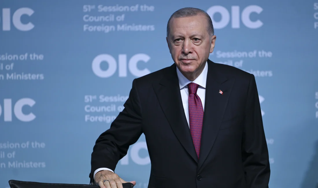 Cumhurbaşkanı Erdoğan, İİT toplantısında İsrail’e sert tepki göstererek, iki devletli