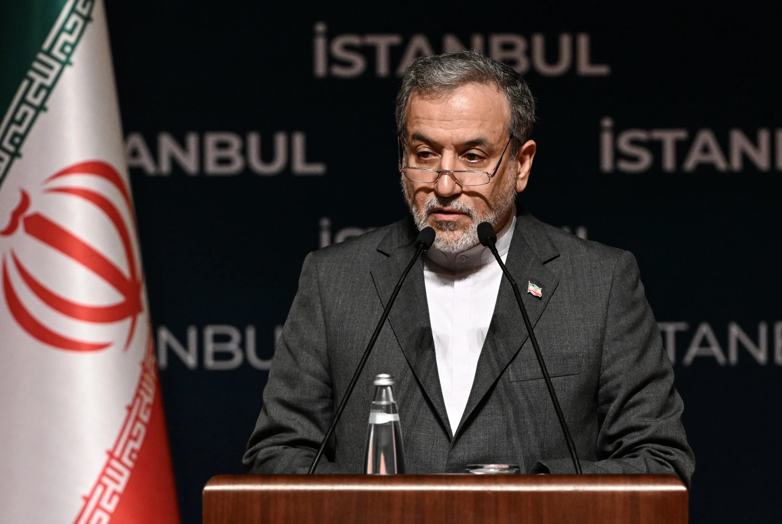 İran Dışişleri Bakanı Abbas Erakçi, ABD'nin nükleer tesislere saldırısını "uluslararası