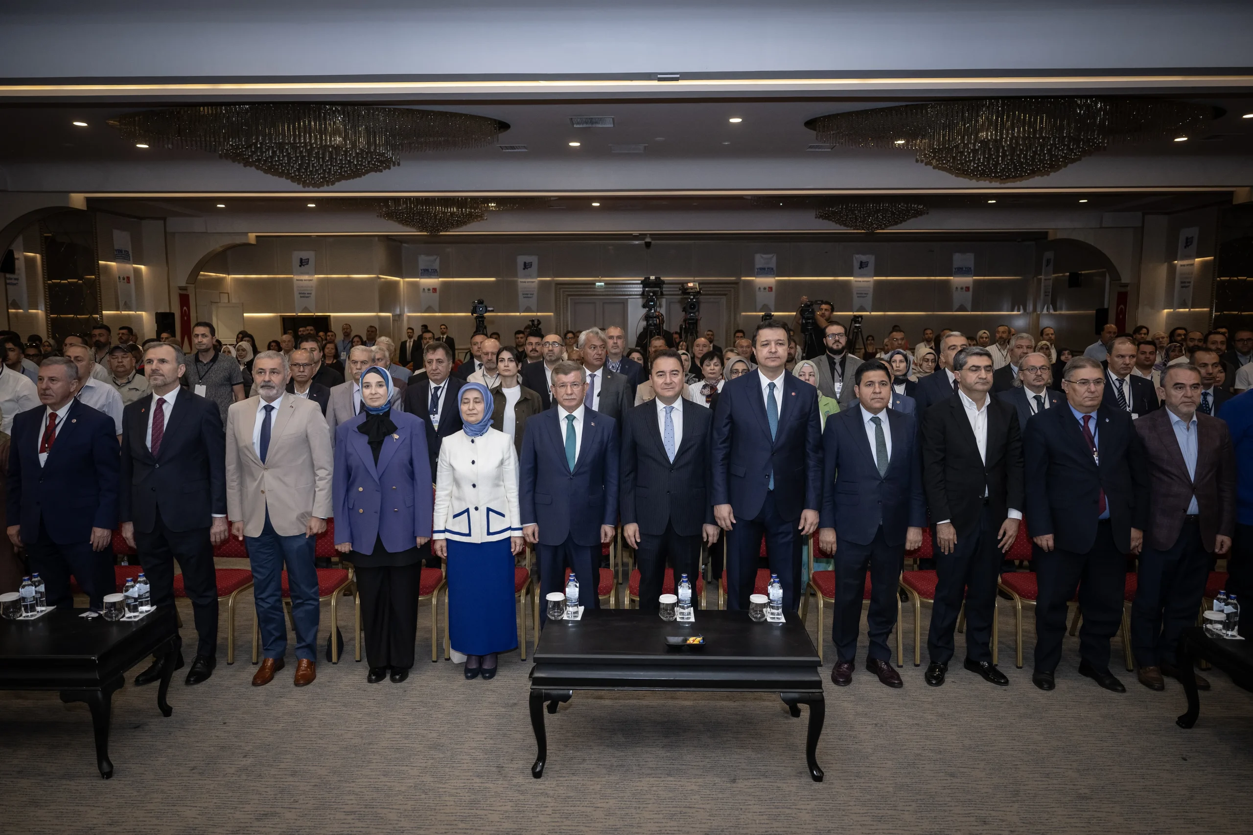 Yeni Yol Partisi, ABD’nin İran’daki nükleer tesislere hava saldırısına karşı