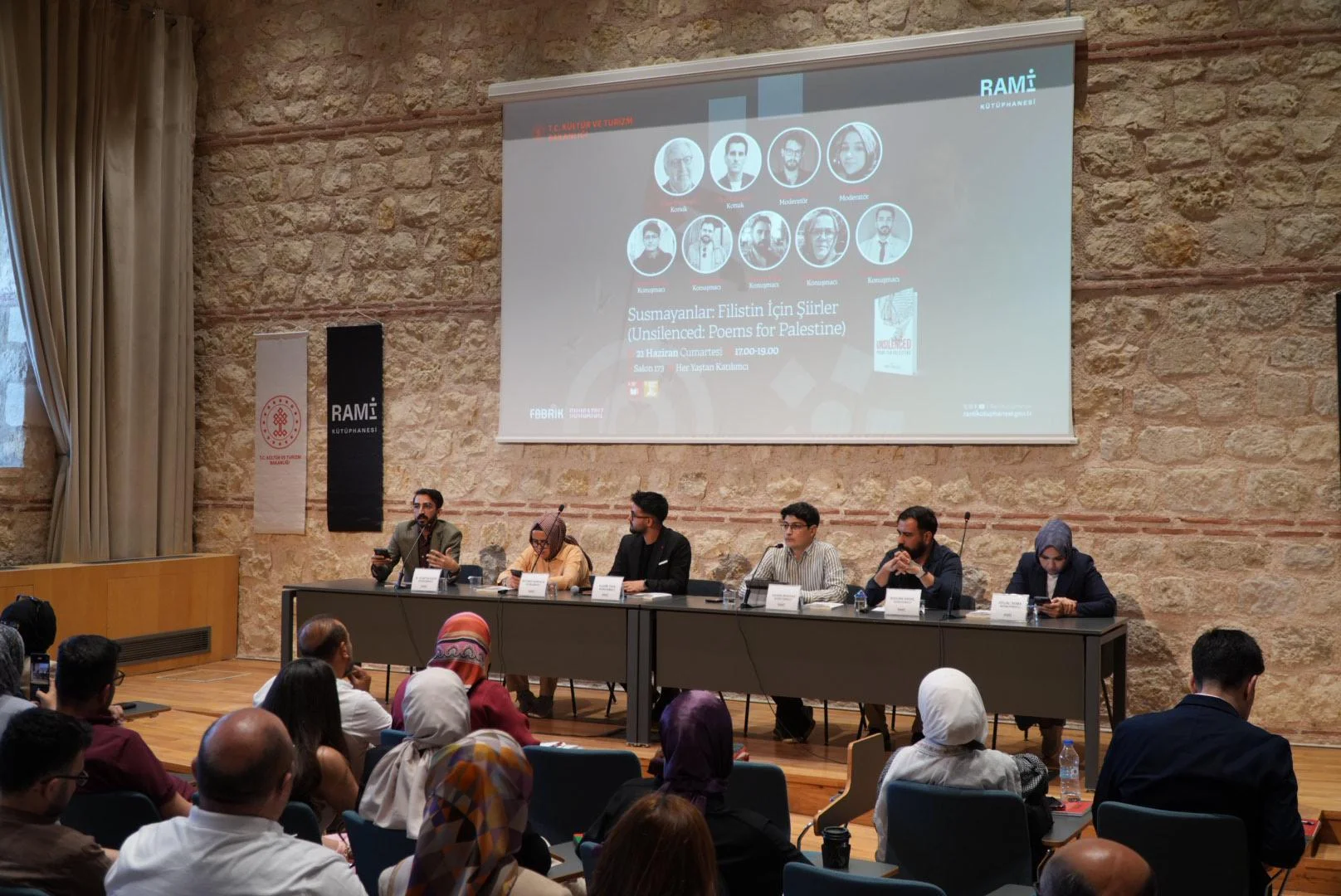  İstanbul’da düzenlenen "Susmayanlar: Filistin İçin Şiirler" etkinliği, şiirin etik,