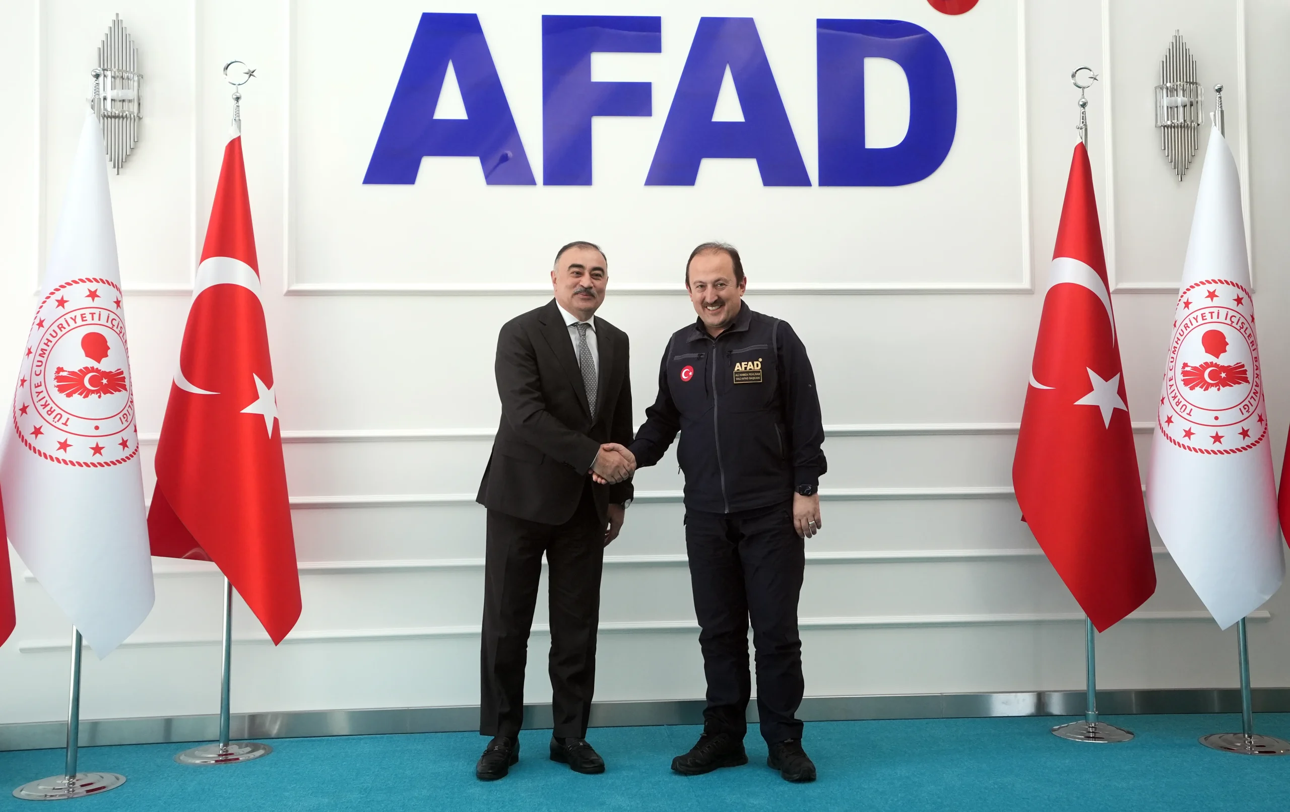  AFAD personeline, Azerbaycan'ın arama kurtarma ekiplerine verdiği destek nedeniyle