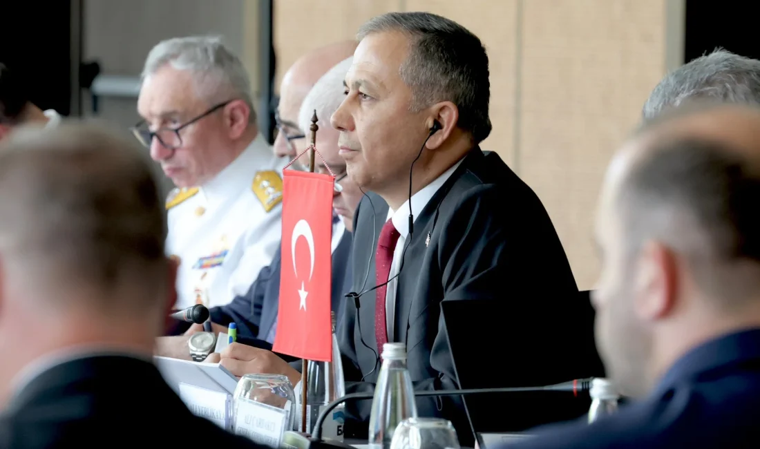 Türkiye, Yunanistan ve Bulgaristan’dan Göç ve Güvenlikte Üçlü İşbirliği Sofya’daki üçlü görüşmede, düzensiz göç ve sınır aşan suçlarla