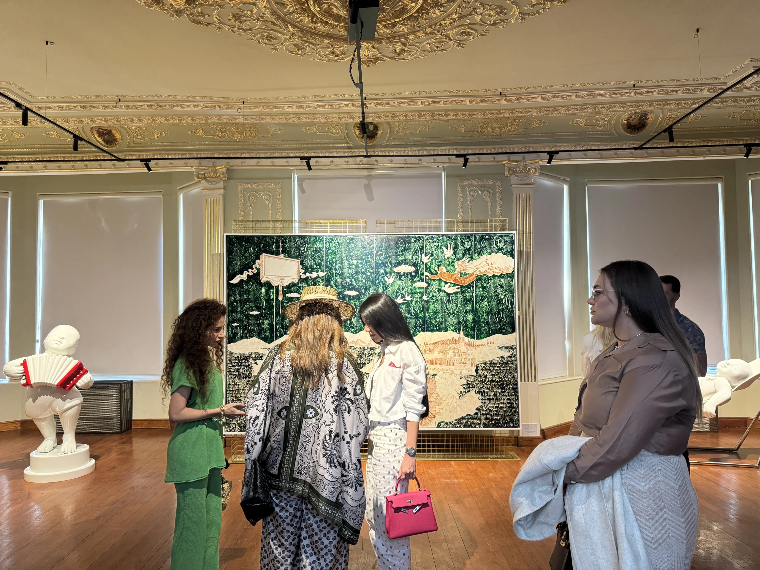  Kalyon Kültür’ün ev sahipliğinde açılan “Gündelik Mucizeler” sergisi, yaşamın