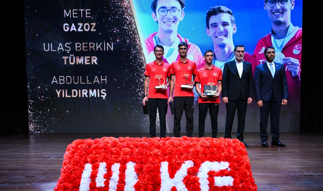  Ankara’daki törende spor, siyaset ve medya dünyasından isimler ödüllerini