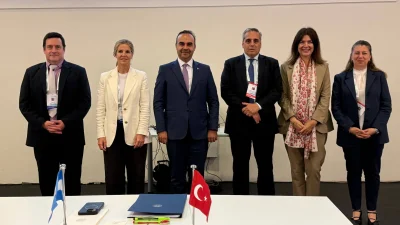 Türkiye, Antarktika’da Danışman Ülke Olmaya Hazırlanıyor Bakan Kacır, Türkiye'nin Antarktika’da bilimsel üs kurarak danışman ülke statüsü