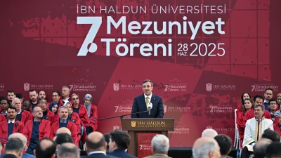  Yılmaz, gençlere fırsat eşitliği ve üniversitelere toplumsal fayda üretme