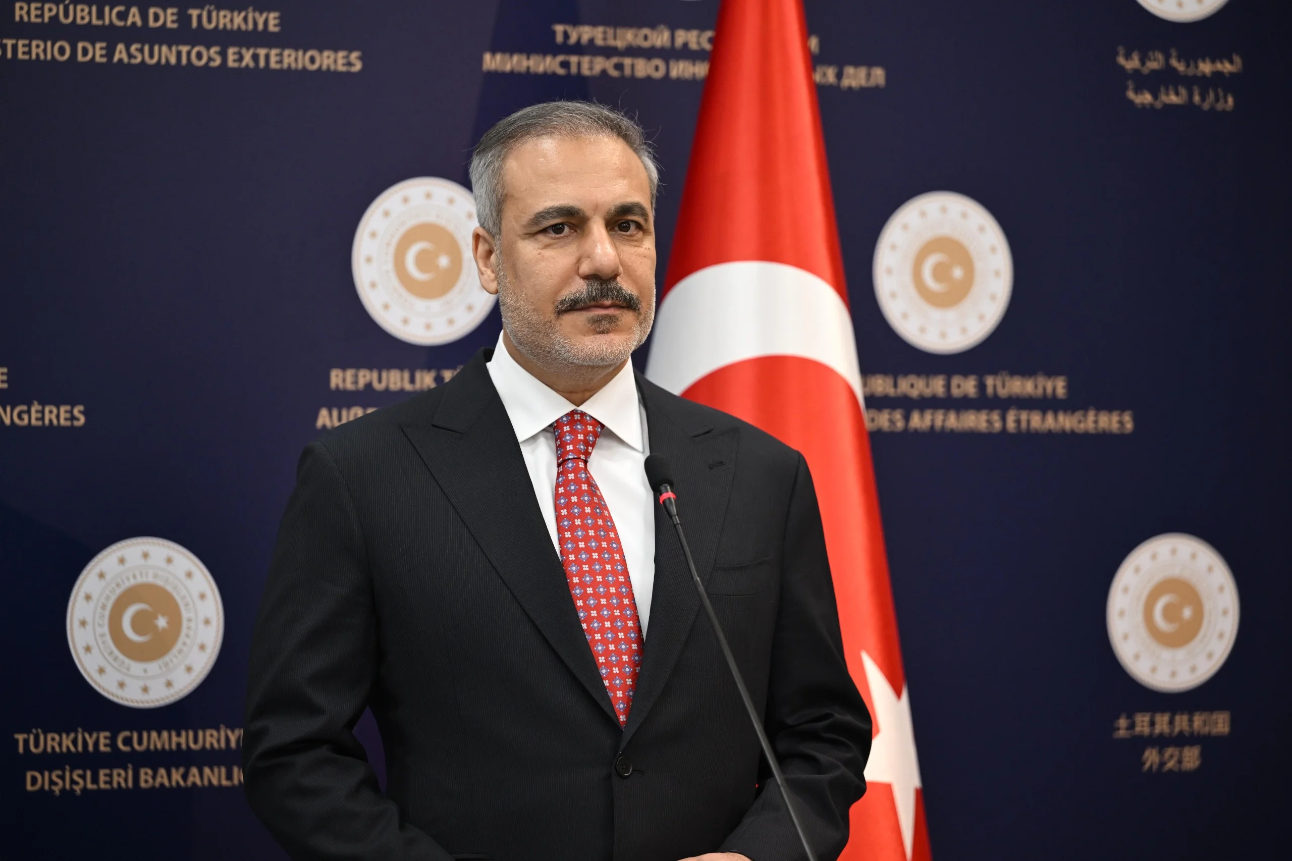  Bakan Fidan, İngiltere ile savunmadan ticarete güçlü işbirliği yürütüldüğünü