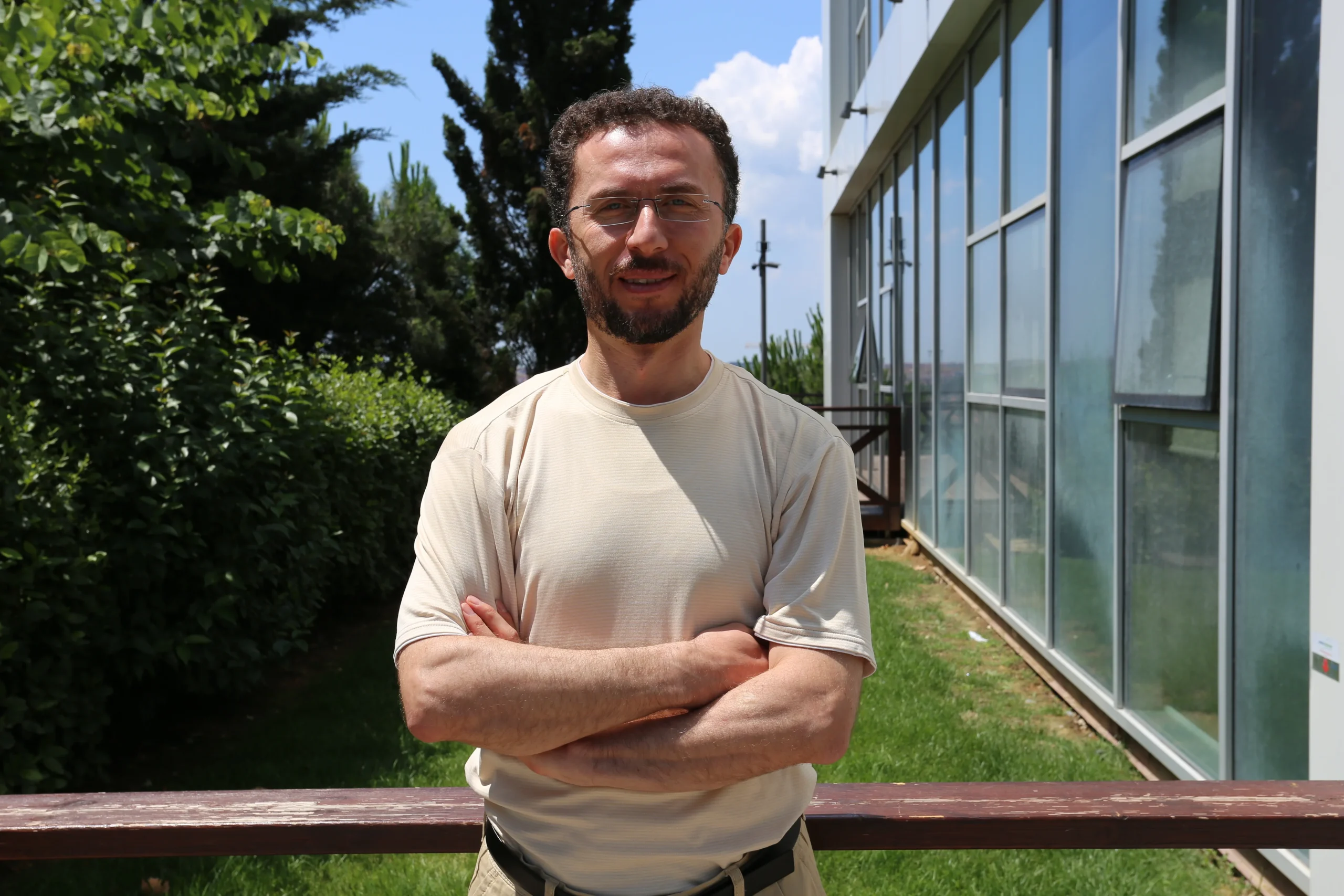  İstanbul Medipol Üniversitesi’nin parkinson araştırması, bağırsak ve ağız bakterilerinin