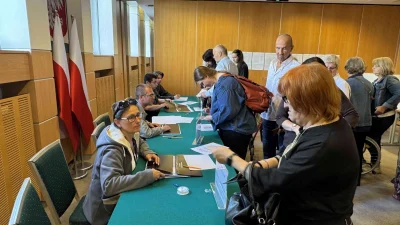 Polonya’da yaklaşık 29 milyon seçmen, yeni cumhurbaşkanını belirlemek için ikinci