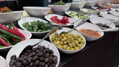 Moskova'da "Dünya Kahvaltı Günü" dolayısıyla düzenlenen etkinlikte Türk kahvaltısının eşsiz