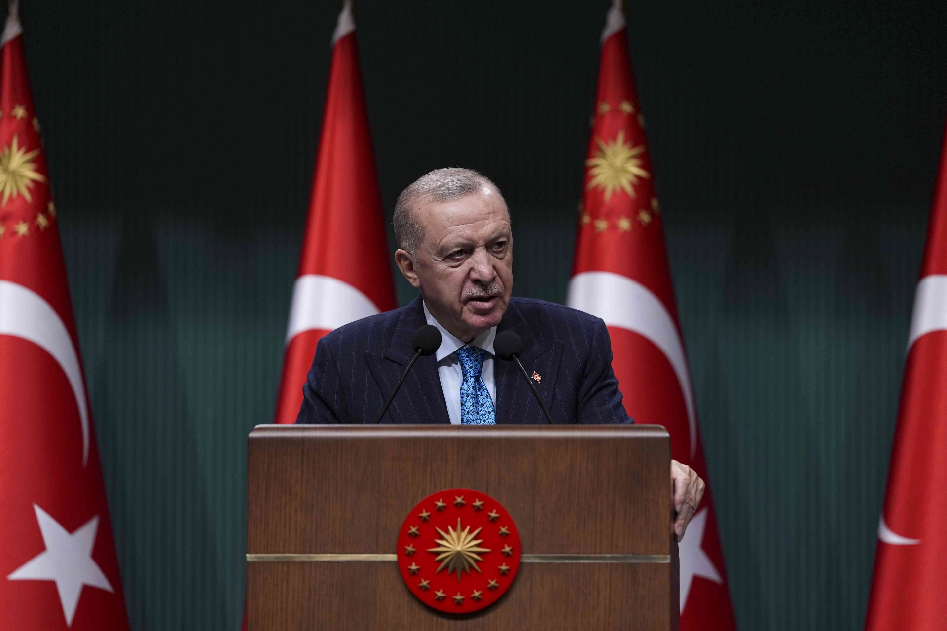 Cumhurbaşkanı Erdoğan, Kabine sonrası yaptığı açıklamada Türkiye’nin barış diplomasisinden aile