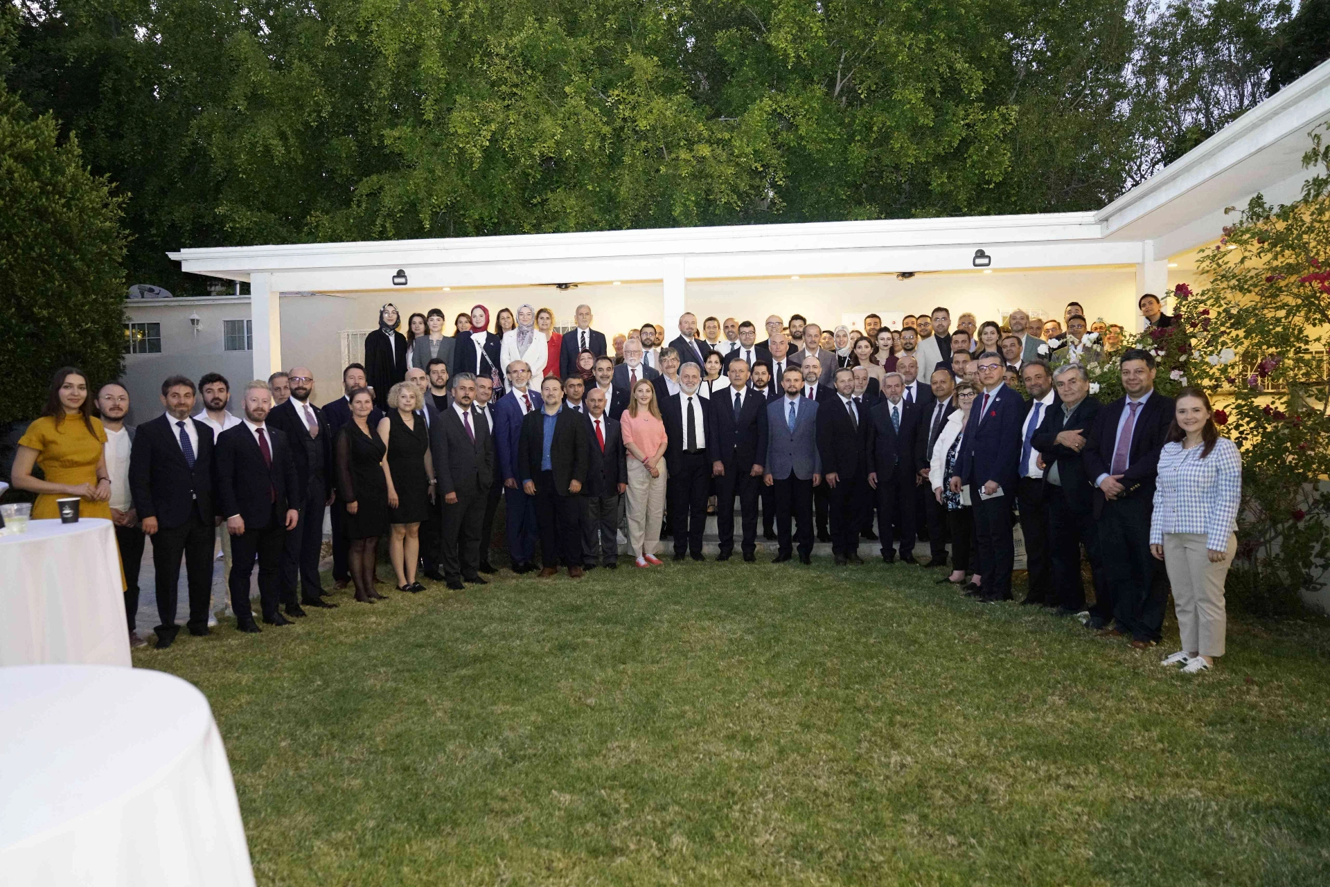 NAFSA Fuarı’nın ardından Los Angeles Başkonsolosu Sinan Kuzum, Türk akademisyenlerle