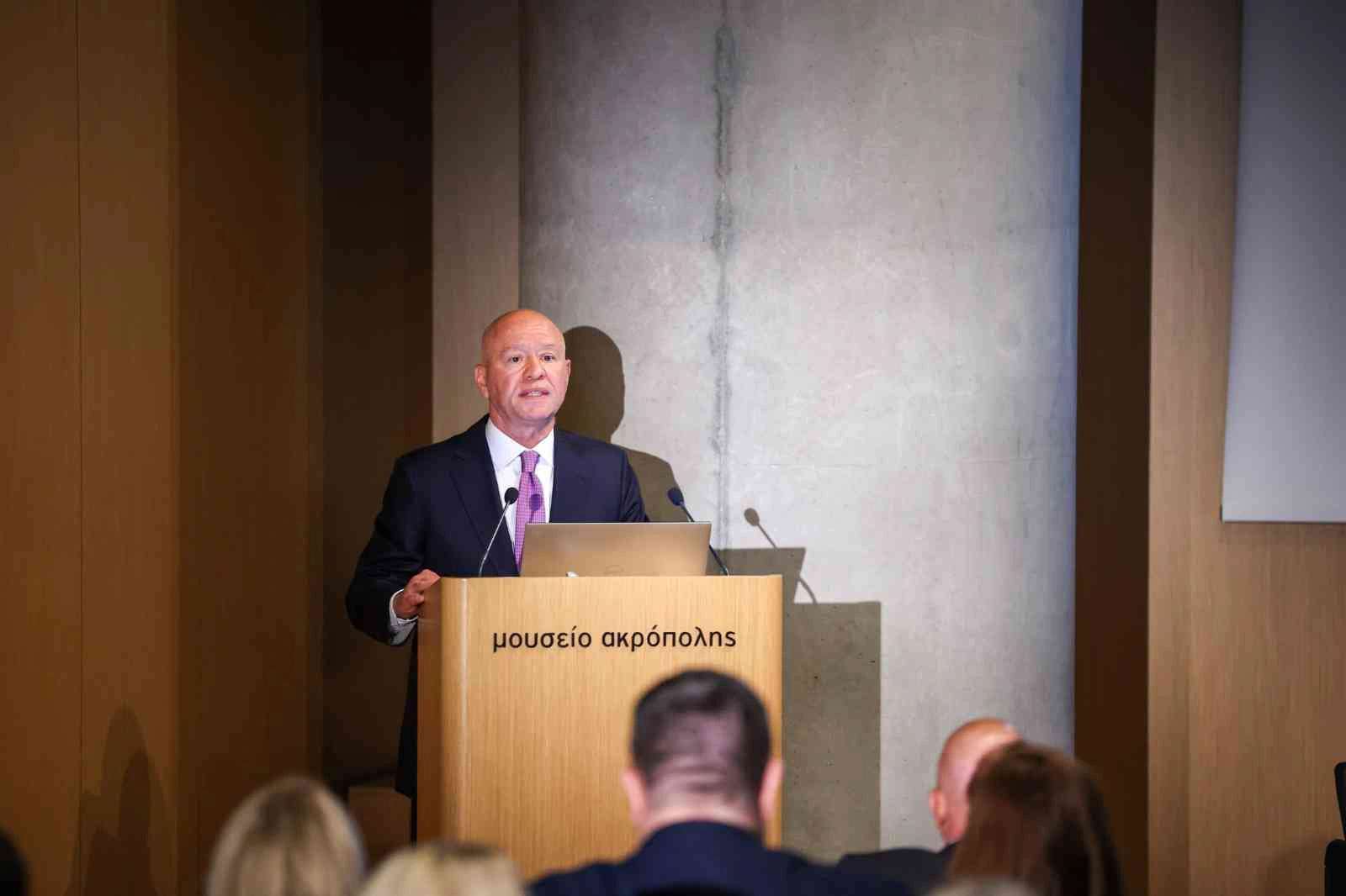 Koç Holding CEO’su Levent Çakıroğlu, FireAId projesinin yüzde 86 doğrulukla