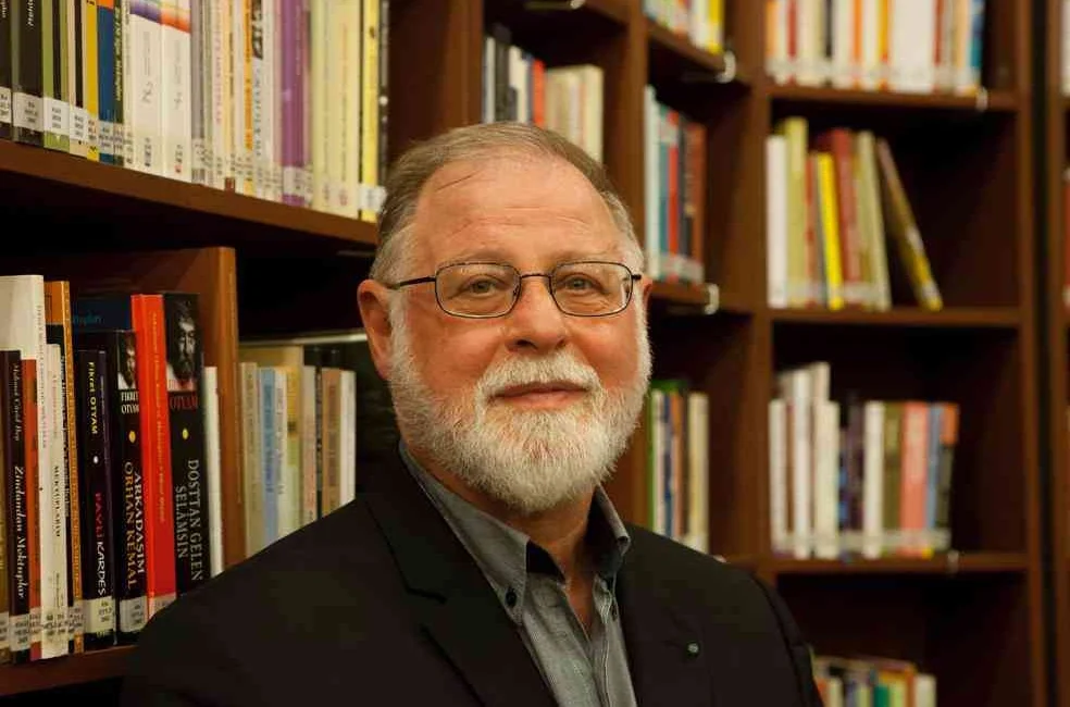 Dünyaca ünlü yazar Alberto Manguel, 13 Haziran’da Beyoğlu’nda imza günü