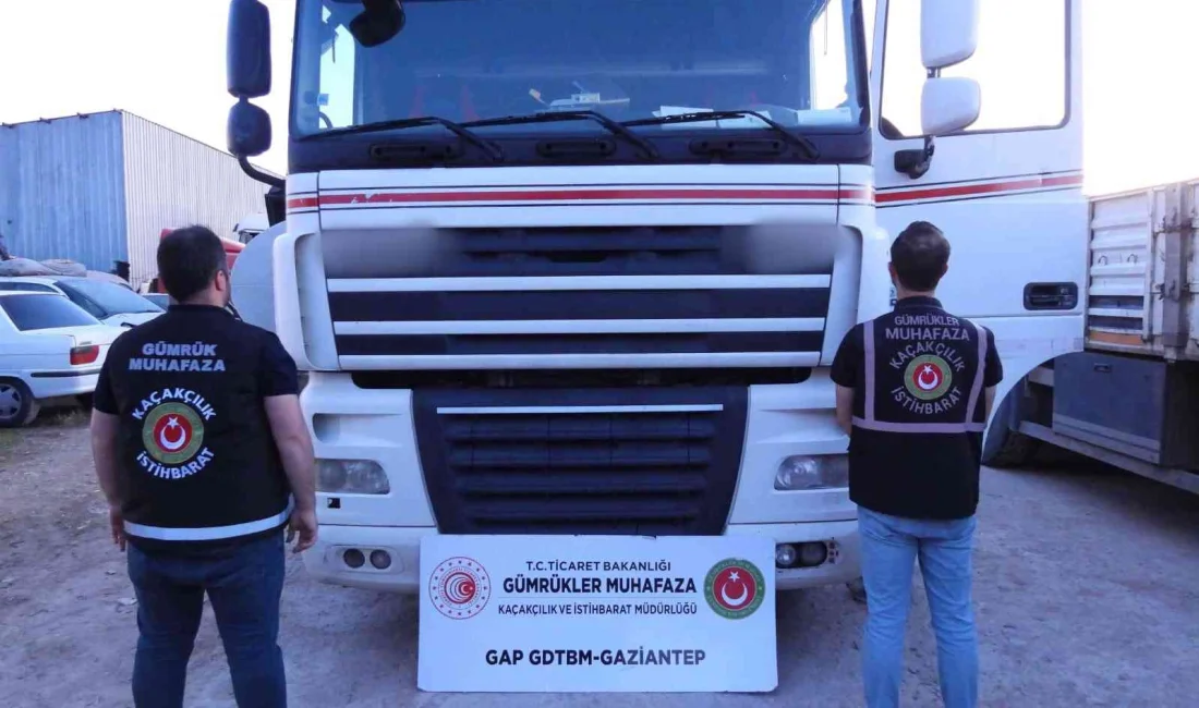 Ticaret Bakanlığı Gümrük Muhafaza ekipleri, Gaziantep-Şanlıurfa Otoyolu’nda 12,5 ton kaçak