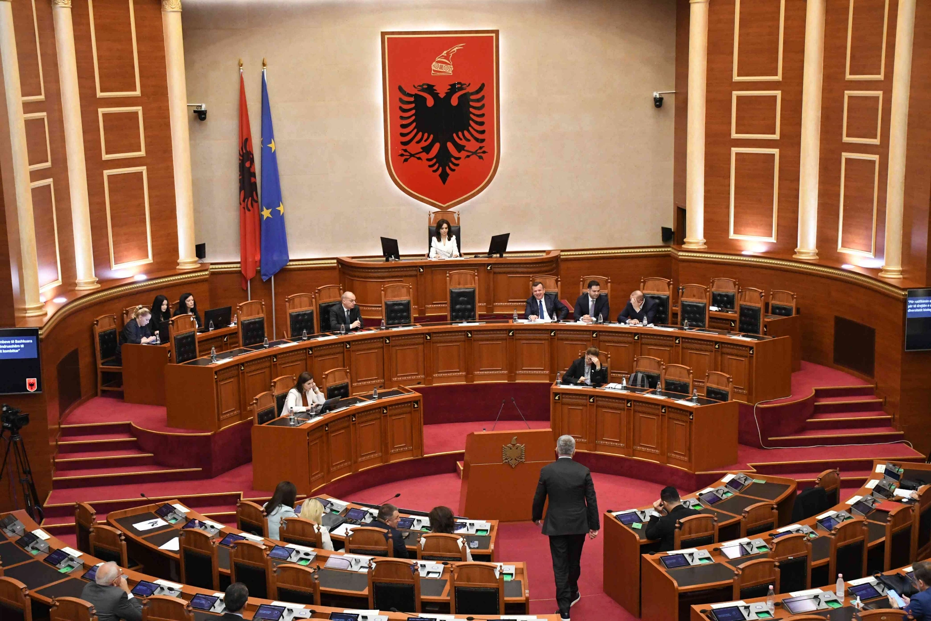 Arnavutluk Meclisi, Ukrayna ile güvenlik alanında uzun vadeli işbirliği anlaşmasını