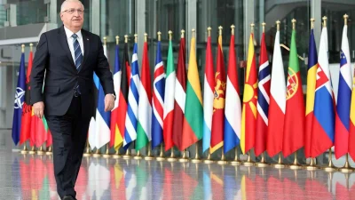 Bakan Yaşar Güler, Brüksel temaslarında Türkiye’nin NATO’daki güçlü rolünü ve