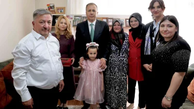 İçişleri Bakanı Ali Yerlikaya, Kurban Bayramı'nın ikinci gününde şehit Teğmen