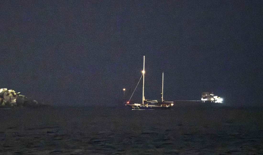 İsrail, Madleen gemisinde gözaltına aldığı 2 Türk aktivisti sınır dışı