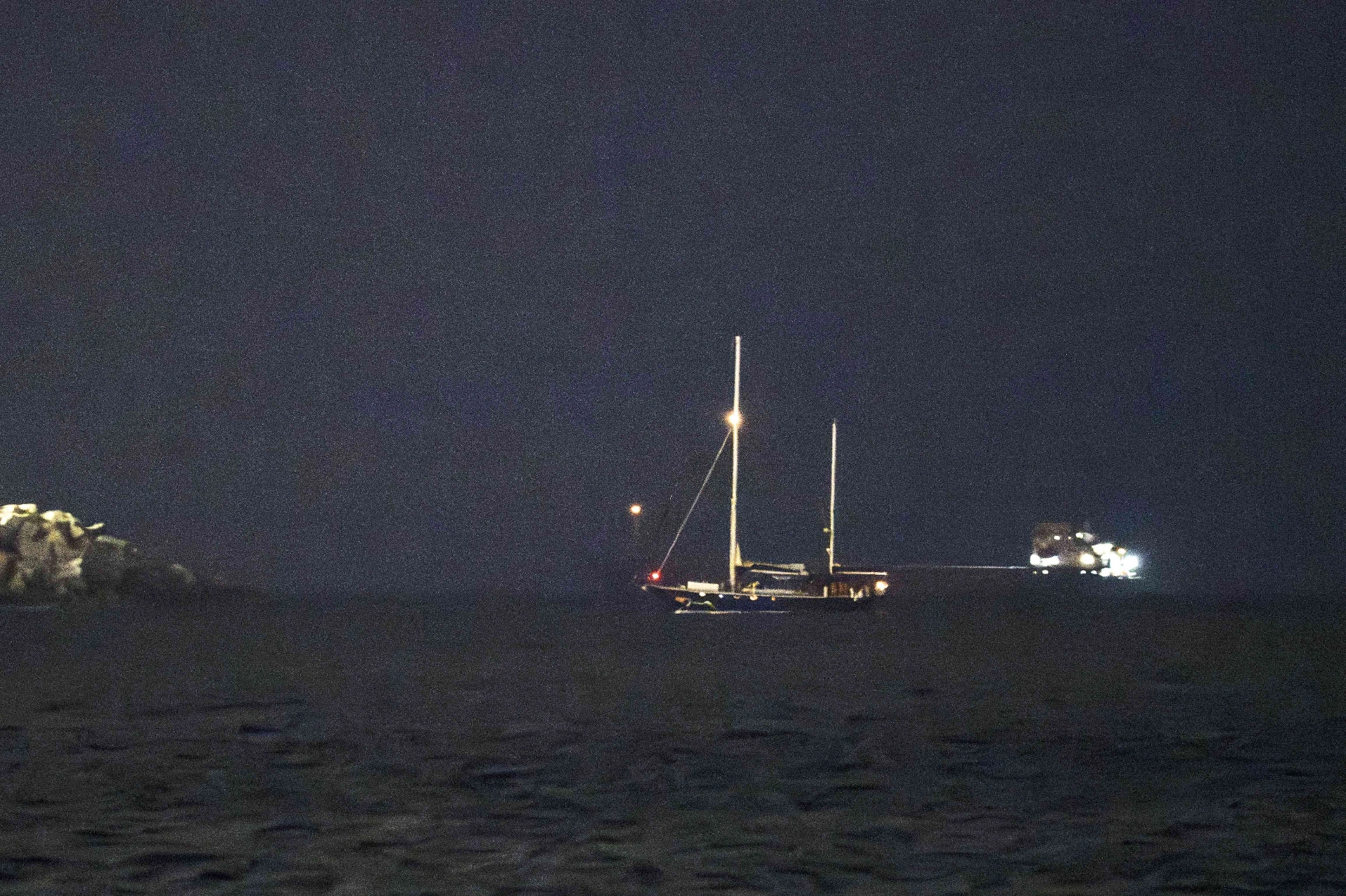 İsrail, Madleen gemisinde gözaltına aldığı 2 Türk aktivisti sınır dışı