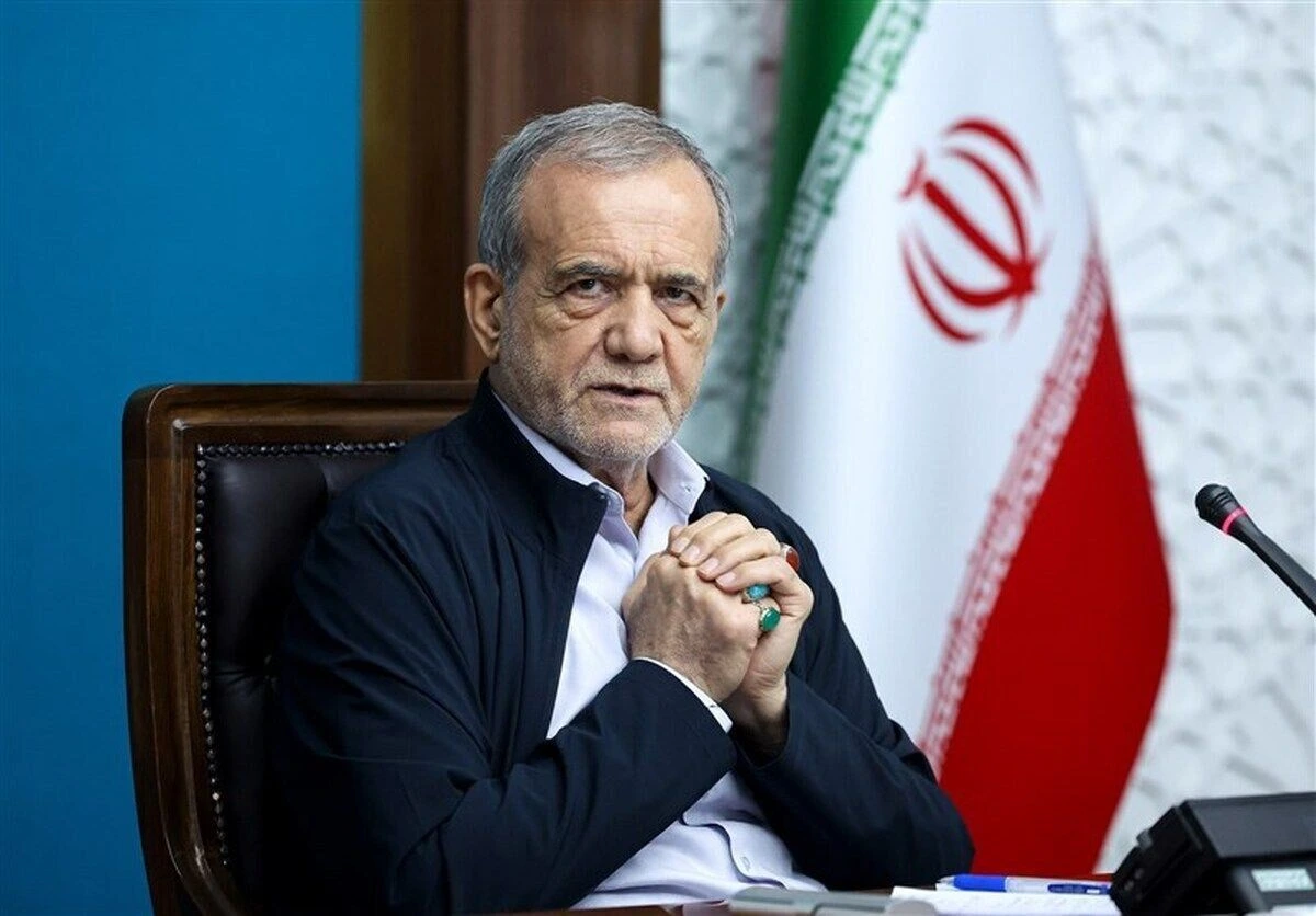 İran Cumhurbaşkanı Mesud Pezeşkiyan, dış politikada komşu ülkelerle yakın iş