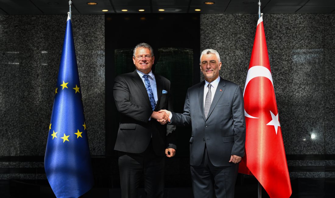 Türkiye-AB Ticaret Diyaloğunda Vize Kolaylığı ve Gümrük Birliği Mesajı Ankara’da düzenlenen Türkiye-AB Ticaret Diyaloğu Toplantısı'nda, vize süreçlerinin hızlandırılması ve