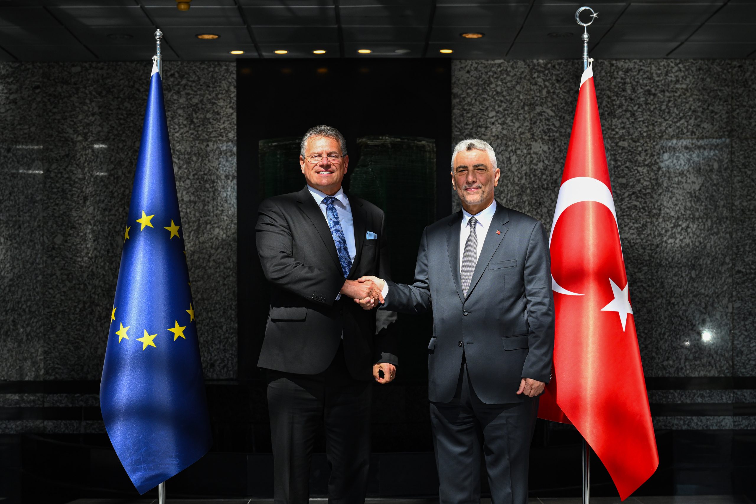 Ankara’da düzenlenen Türkiye-AB Ticaret Diyaloğu Toplantısı'nda, vize süreçlerinin hızlandırılması ve