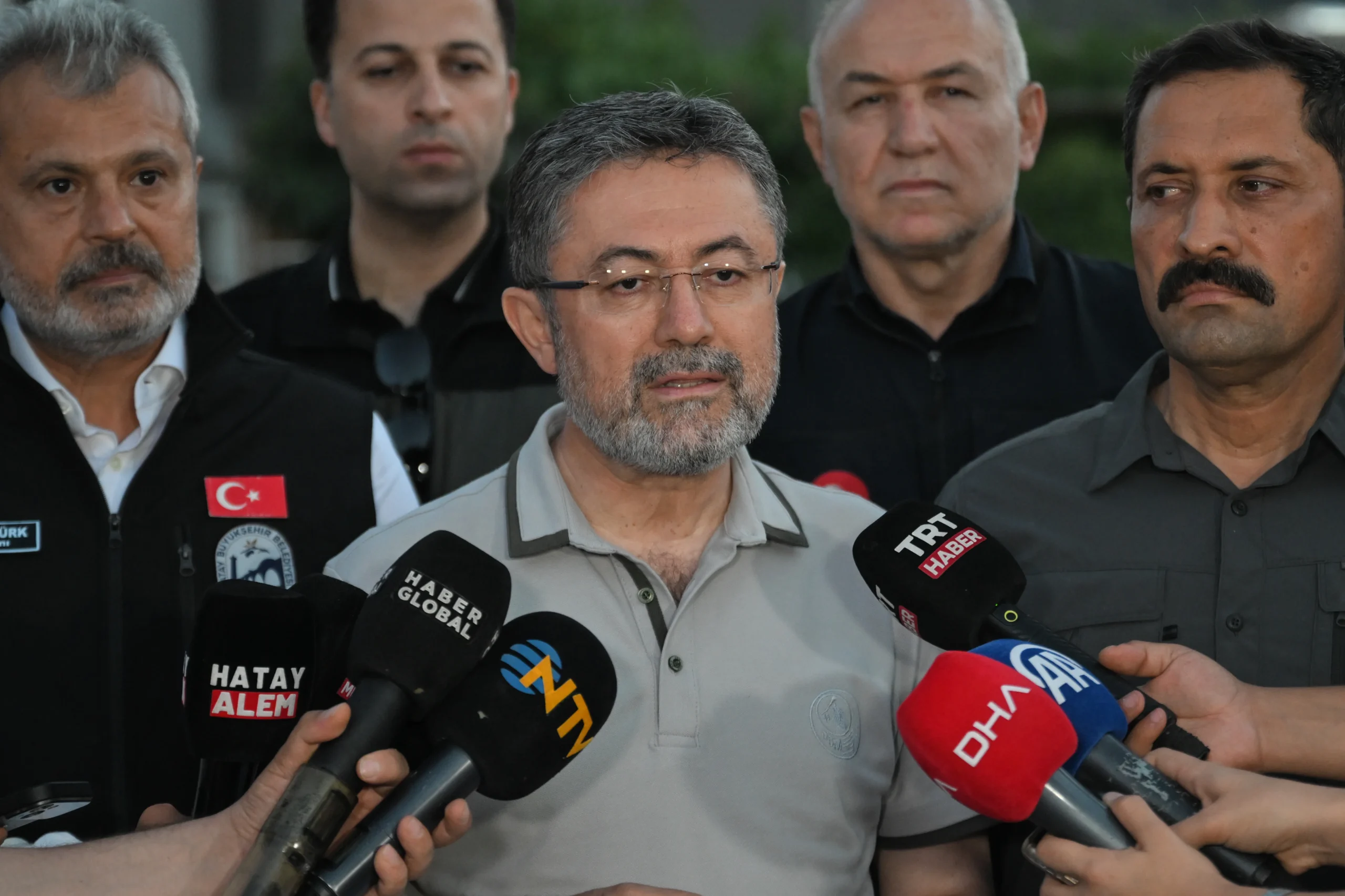  Bakan Yumaklı, Hatay’daki yangın dahil olmak üzere birçok noktada