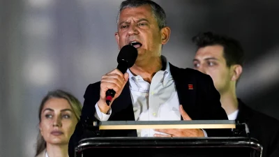  CHP Lideri Özgür Özel, Saraçhane’deki mitingde “terörsüz ve demokratik