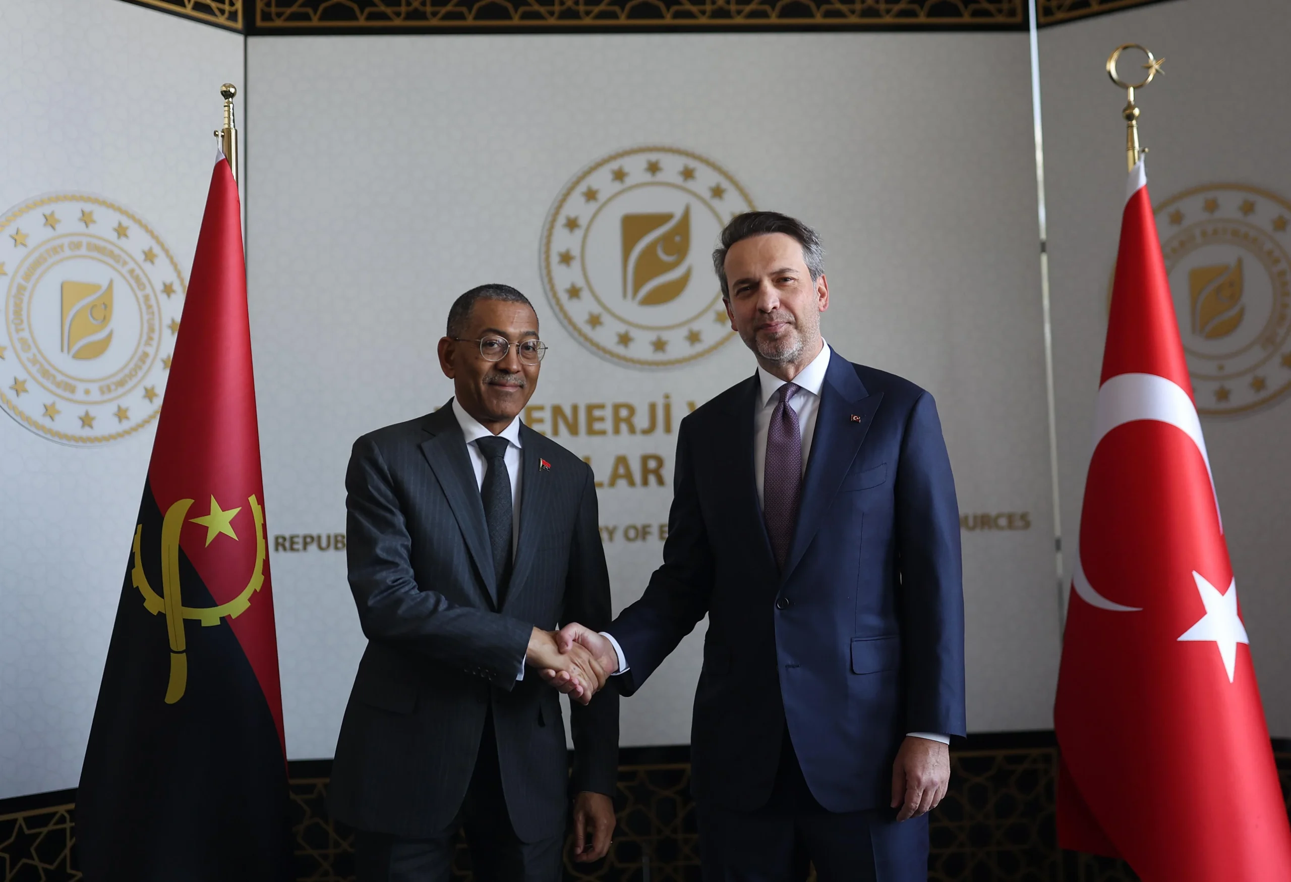  Türkiye ile Angola arasındaki ticaret, enerji ve yatırımlar odağında