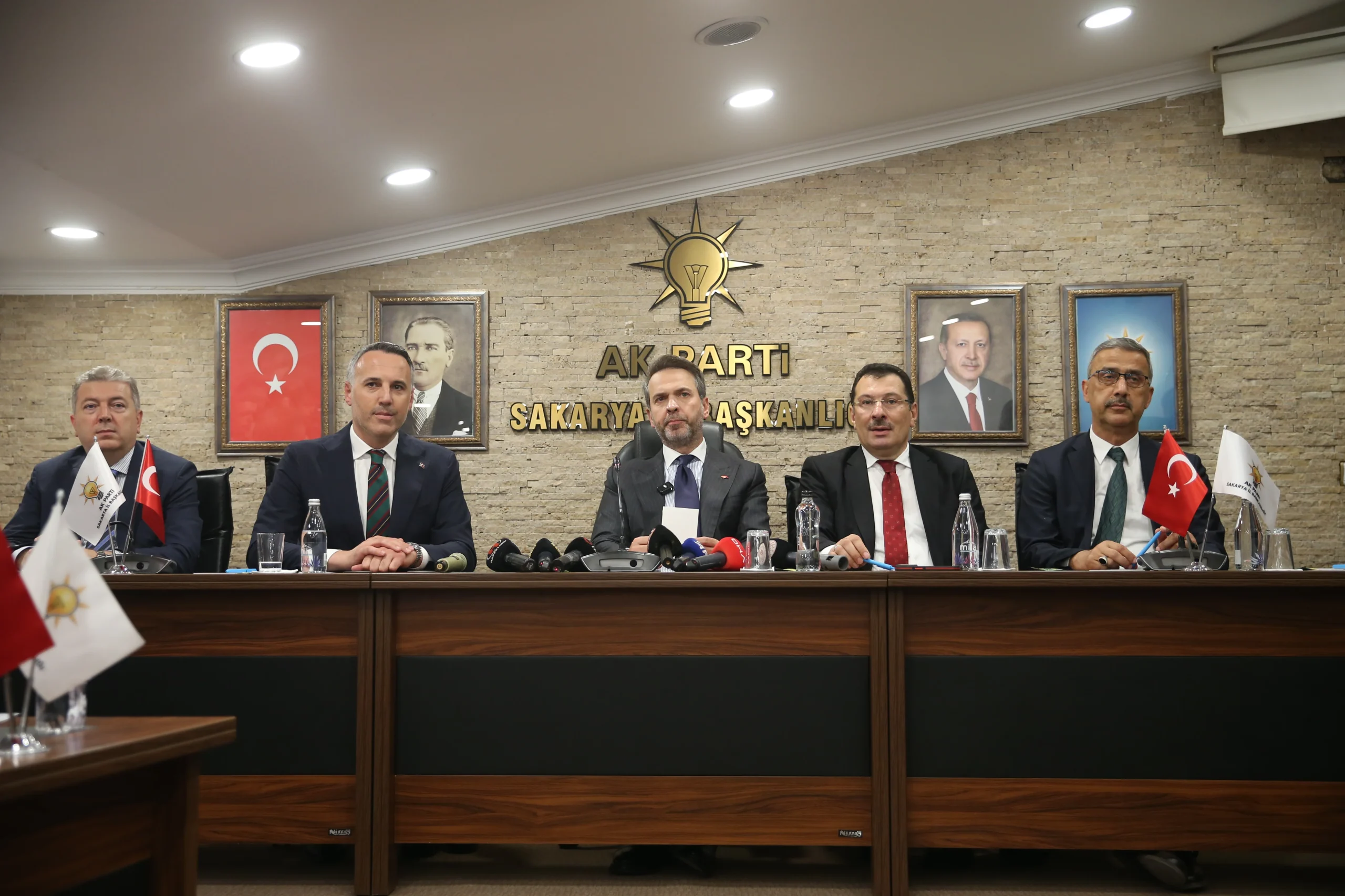  Enerji ve Tabii Kaynaklar Bakanı Alparslan Bayraktar, Sakarya’da doğal