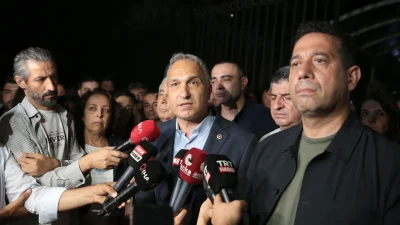 CHP yöneticileri, rüşvet soruşturması kapsamında tutuklanan Antalya Büyükşehir Belediye Başkanı