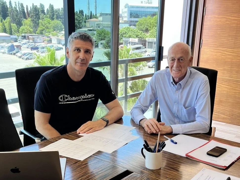  Türkiye Voleybol Federasyonu, A Milli Erkek Voleybol Takımı'nın başantrenörlük