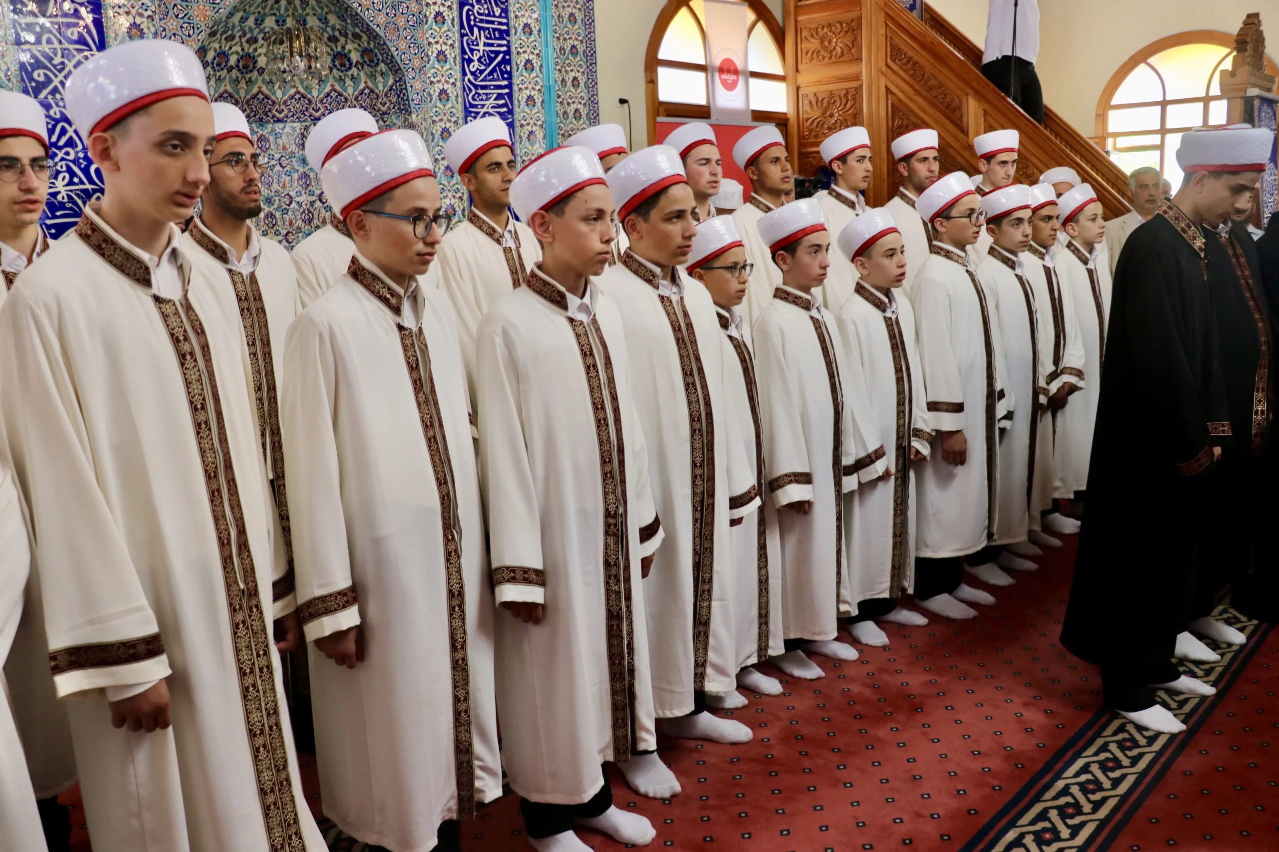  Trabzon’da Kur’an-ı Kerim’i ezberleyerek hafız olan 87 öğrenci için