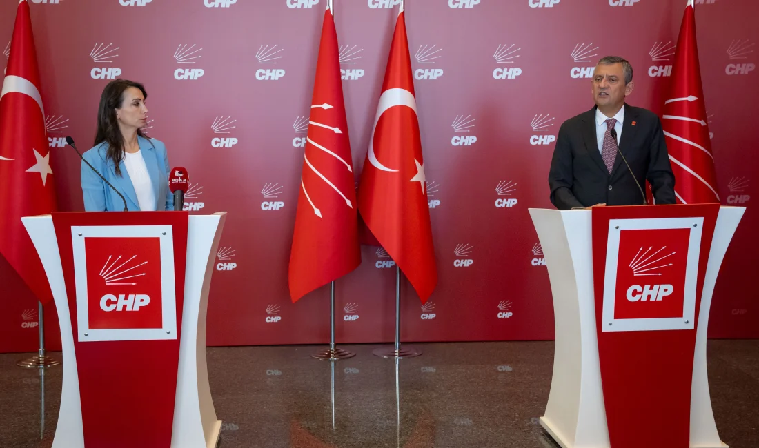  CHP Genel Başkanı Özgür Özel, DEM Parti Eş Genel