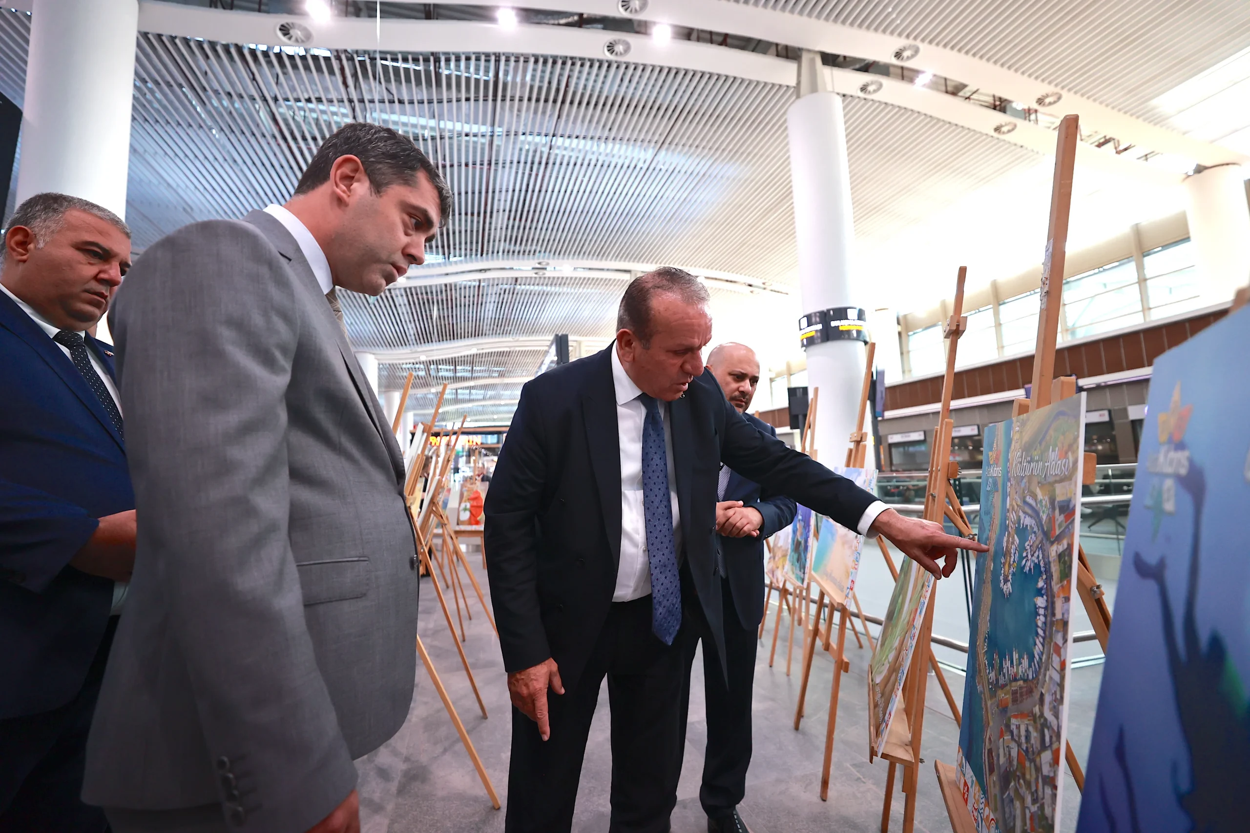  KKTC Başbakan Yardımcısı Ataoğlu, Mersin’de açılan "Ada Kıbrıs" sergisinde,