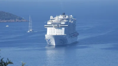 İstanbul’dan yola çıkan Aroya kruvaziyeri, 1750 yolcusuyla Bodrum Cruise Port’a