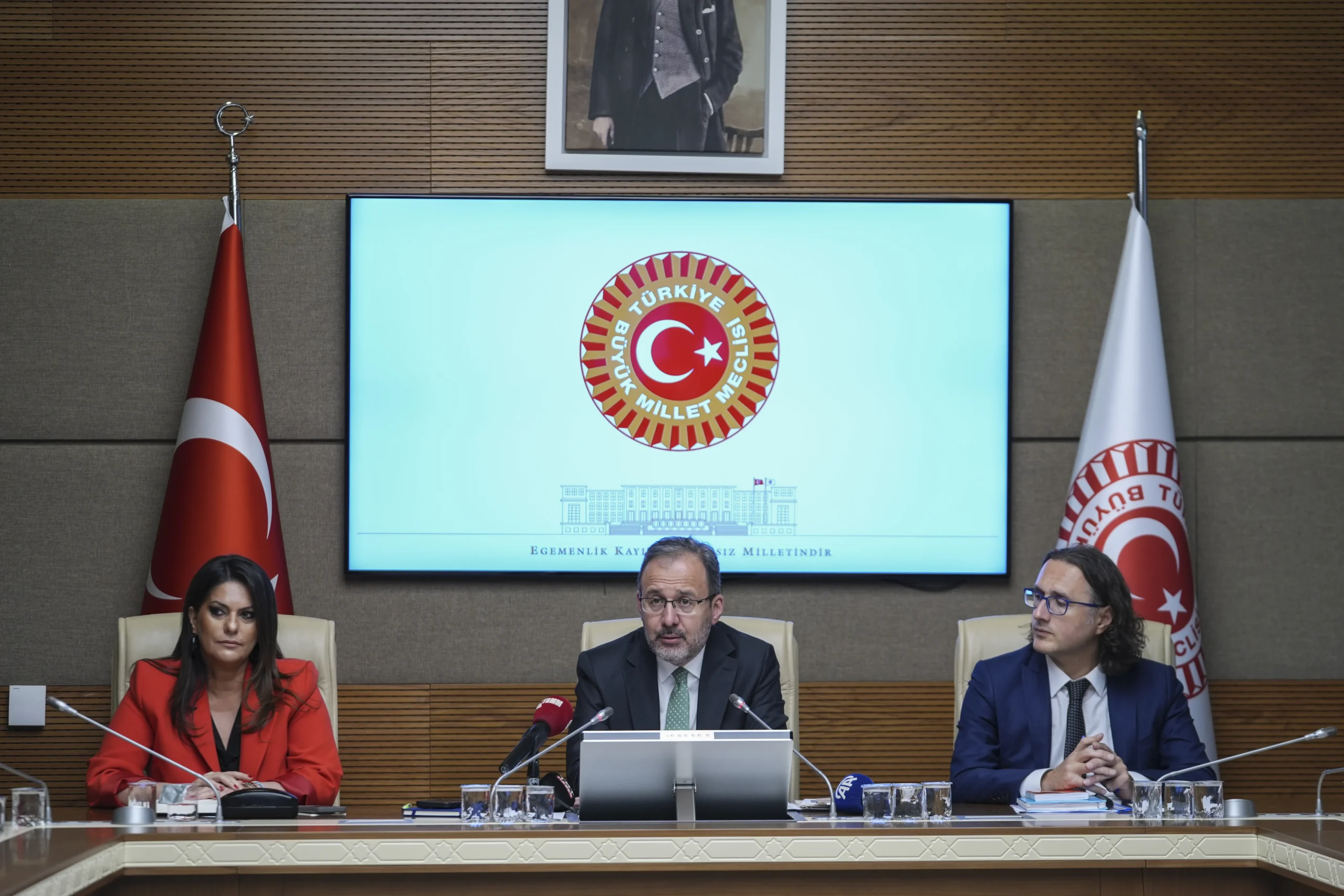  Engelli bireylerin sorunlarını kalıcı çözümlerle ele almak üzere toplanan