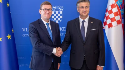 Estonya Başbakanı Kristen Michal, NATO'nun genişleme kararlarına yalnızca ittifakın kendisinin