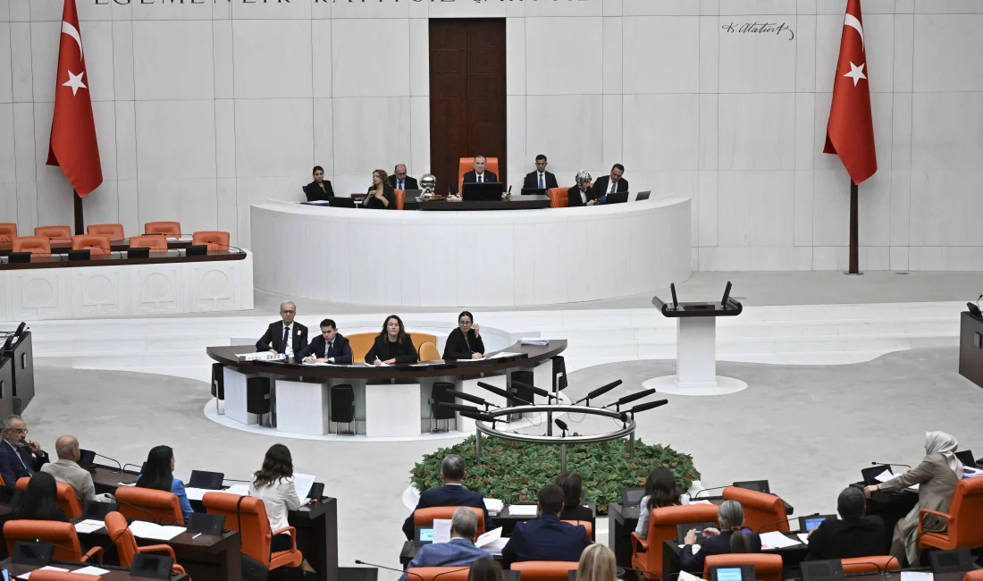 En düşük emekli aylığını artıran teklifin görüşmeleri sırasında komisyonun katılmaması