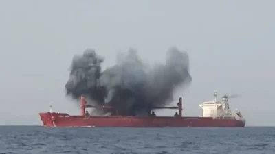 İran destekli Husiler, Kızıldeniz'de hedef aldıkları Magic Seas gemisine yönelik