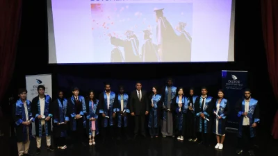 Düzce Üniversitesi'nde Türkçe eğitimi alan yabancı öğrenciler, mezuniyet töreninde kültürlerini