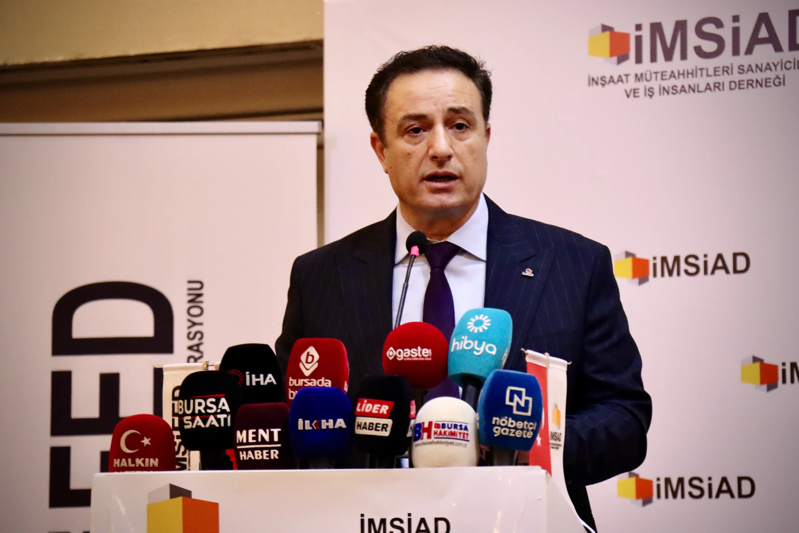 İMSİAD Başkanı Şeref Demir, konut krizine çözüm ve kentsel dönüşümün