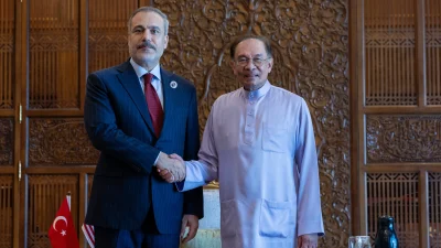 Bakan Hakan Fidan, Malezya Başbakanı Enver İbrahim ile Kuala Lumpur’da