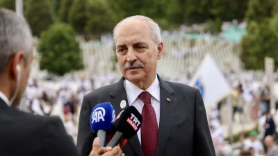 Numan Kurtulmuş, Srebrenitsa'da yaptığı açıklamada, silahların bırakılması ve terörün sona